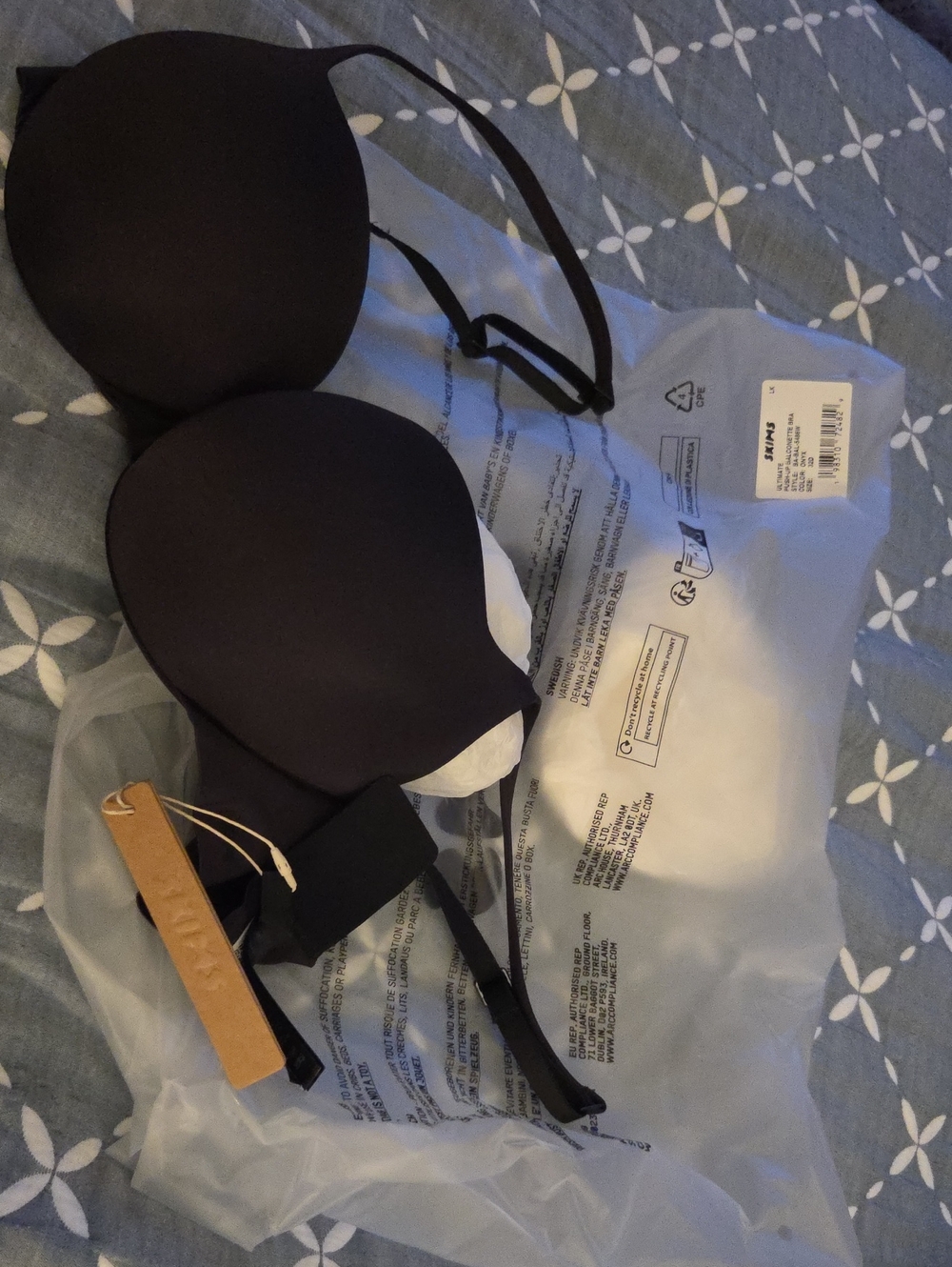 Nwt Skims BRA 32D Ultimate Push Up